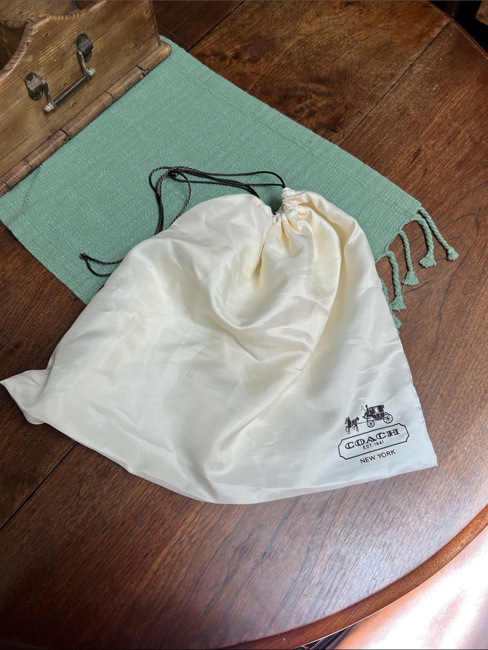 Coach Drawstring Dust Bag - Picture 5 of 5